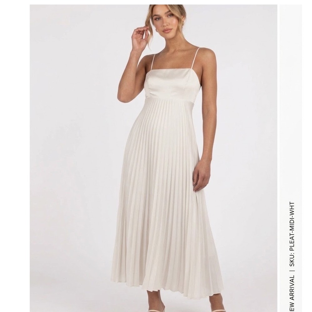 Petal & Pup Keegan Pleated Midi Dress White Square Neck Empire Waist M